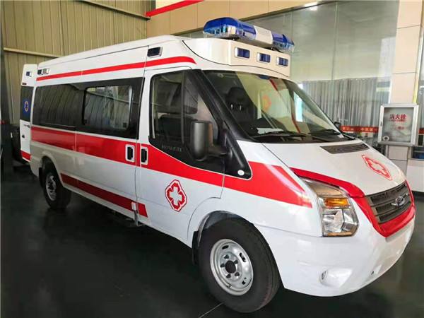 扶风县福特V362救护车